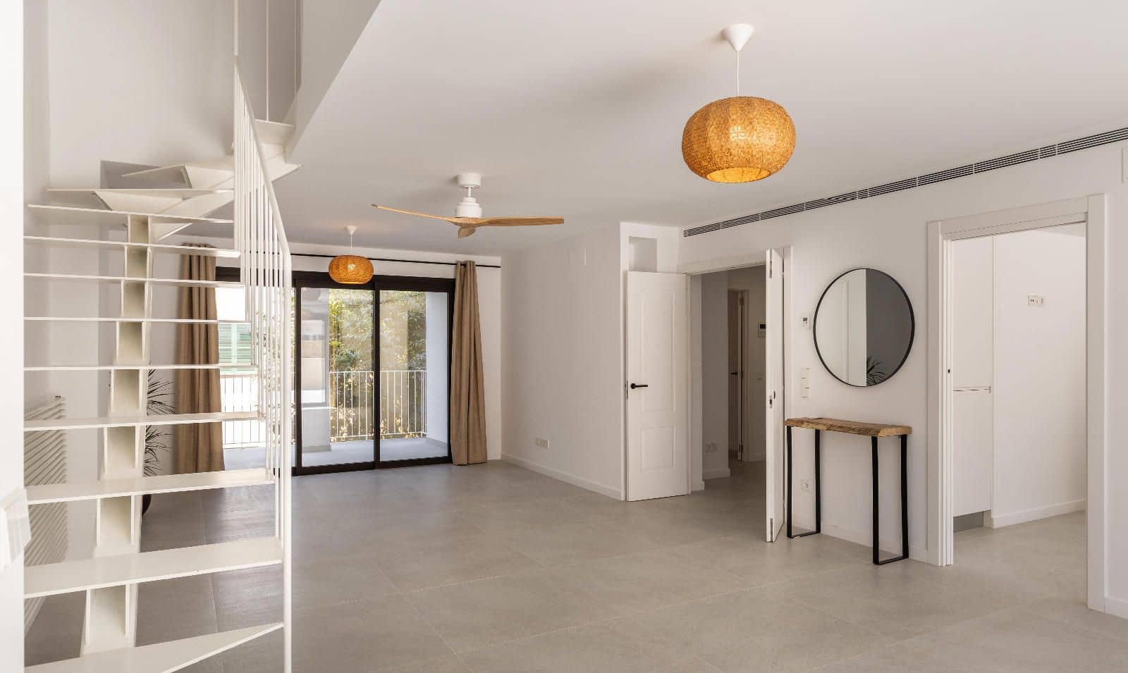 4 bedroom Flat for sale in Puerto de Soller / Port de Soller - € 1,190,000 (Ref: 9015901)