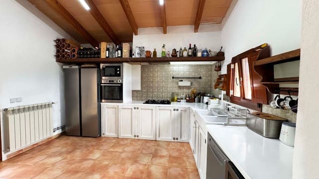 4 slaapkamer Finca/Landhuis te koop in Manacor met zwembad garage - € 790.000 (Ref: 9015903)