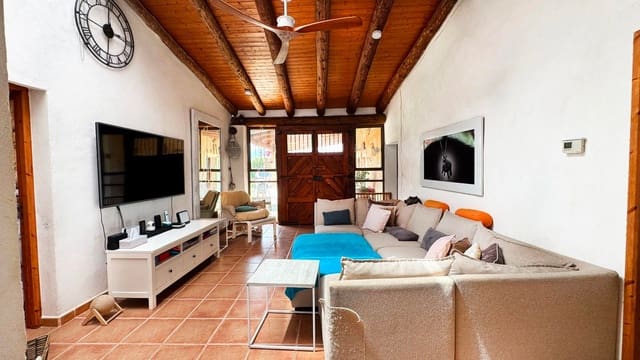 4 slaapkamer Finca/Landhuis te koop in Manacor met zwembad garage - € 790.000 (Ref: 9015903)