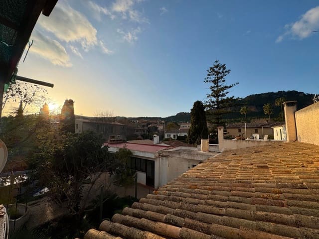 7 bedroom Townhouse for sale in Es Capdella, Calvià with garage - € 950,000 (Ref: 9097598)