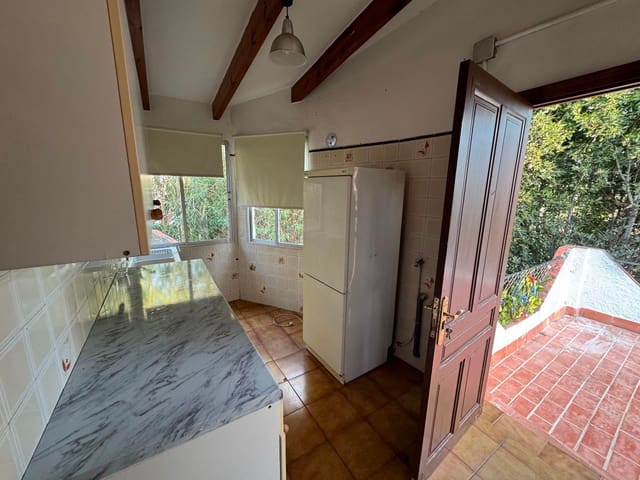 7 bedroom Townhouse for sale in Es Capdella, Calvià with garage - € 950,000 (Ref: 9097598)