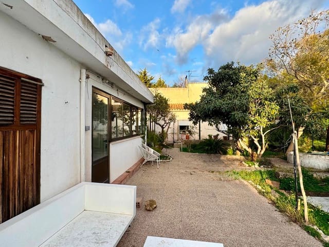 7 bedroom Townhouse for sale in Es Capdella, Calvià with garage - € 950,000 (Ref: 9097598)