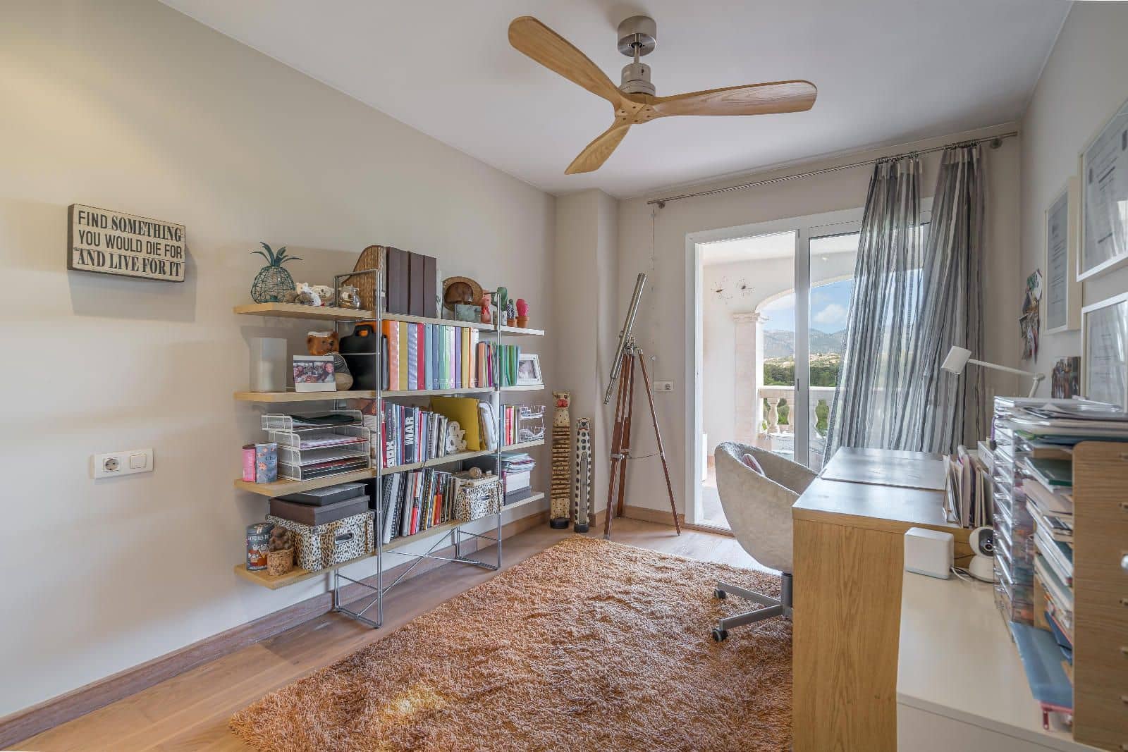 3 bedroom Townhouse for sale in Buger with garage - € 560,000 (Ref: 9142204)