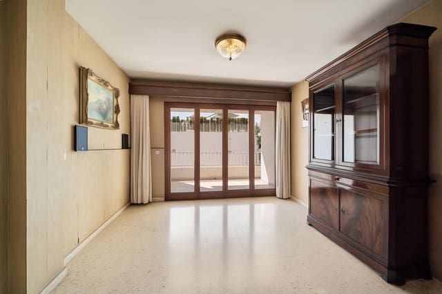 4 soveværelse Lejlighed til salg i La Missió, Palma de Mallorca med garage - € 750.000 (Ref: 9175693)