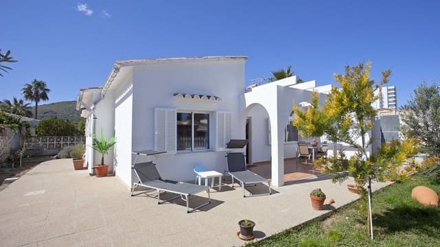 3 soveværelse Byhus til salg i Puerto de Alcudia, Alcúdia med garage - € 699.000 (Ref: 9186010)