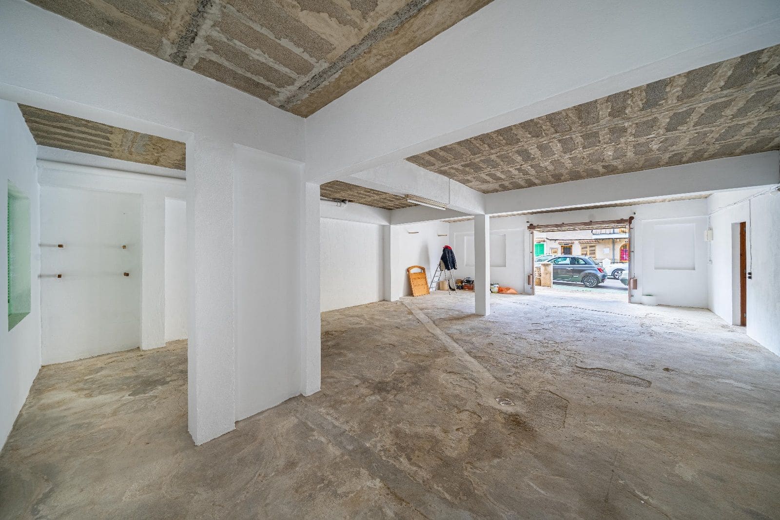 3 bedroom Townhouse for sale in Alcudia with garage - € 440,000 (Ref: 9261982)