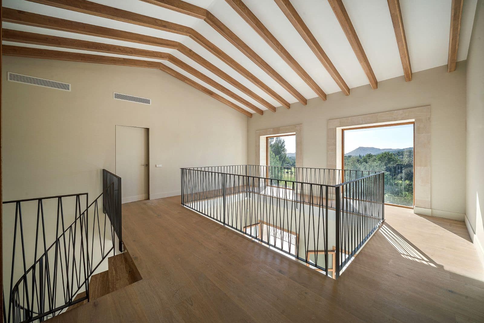 4 soveværelse Byhus til salg i Pollensa / Pollenca med swimmingpool garage - € 2.950.000 (Ref: 9307126)