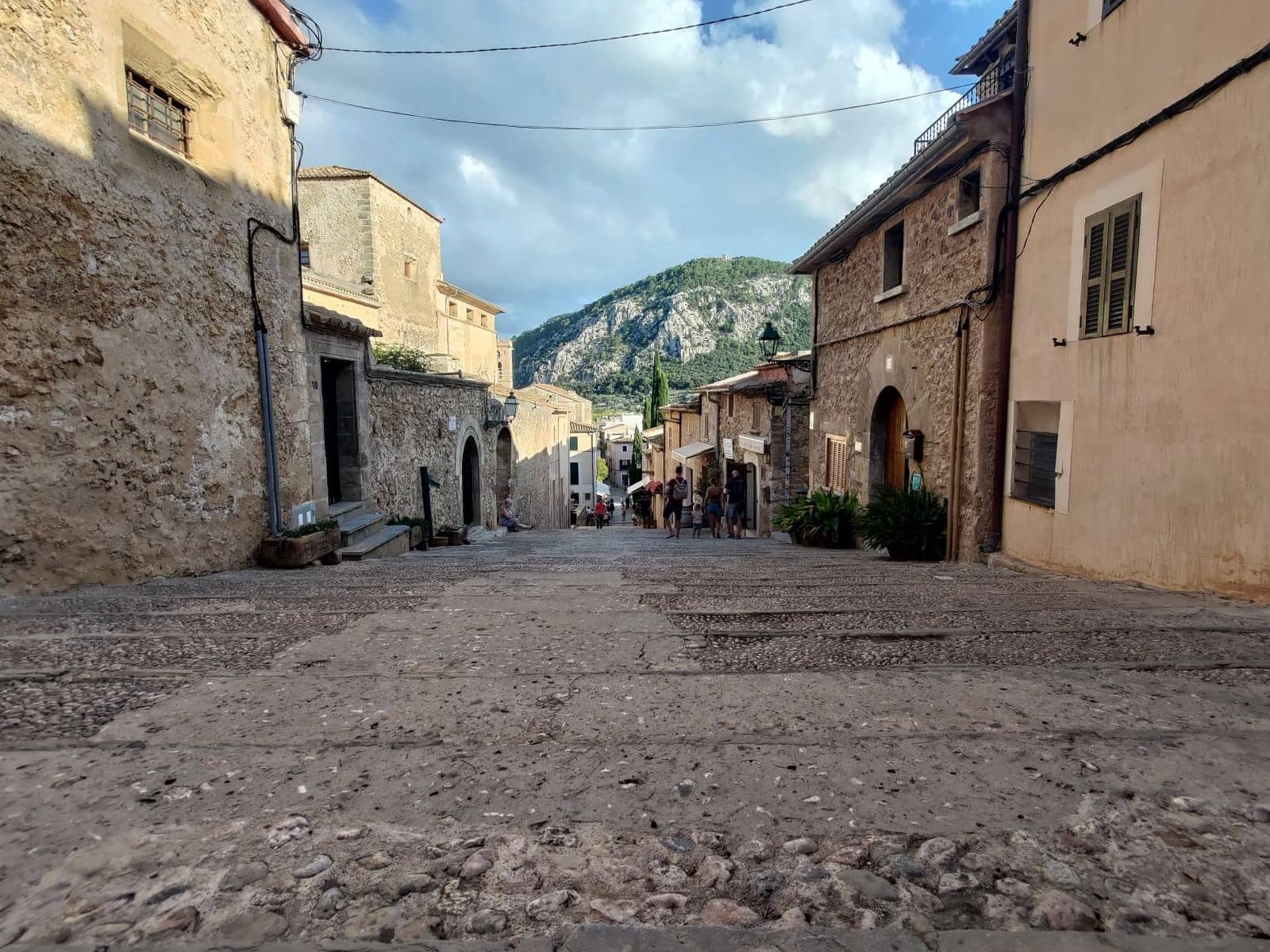 4 soveværelse Byhus til salg i Pollensa / Pollenca med swimmingpool garage - € 2.950.000 (Ref: 9307126)