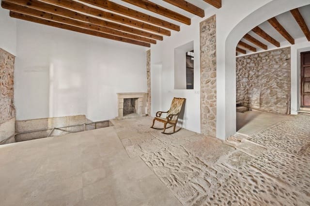 Casa de 6 habitaciones en Biniamar, Selva en venta con piscina - 1.250.000 € (Ref: 9345247)