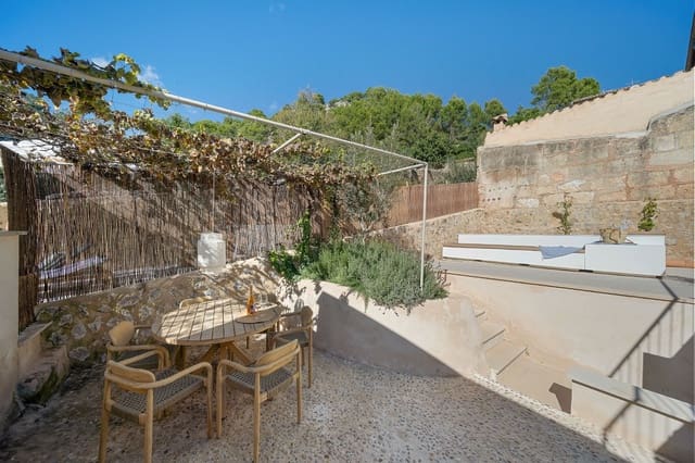 3 soveværelse Byhus til salg i Caimari, Selva med swimmingpool - € 1.250.000 (Ref: 9360252)