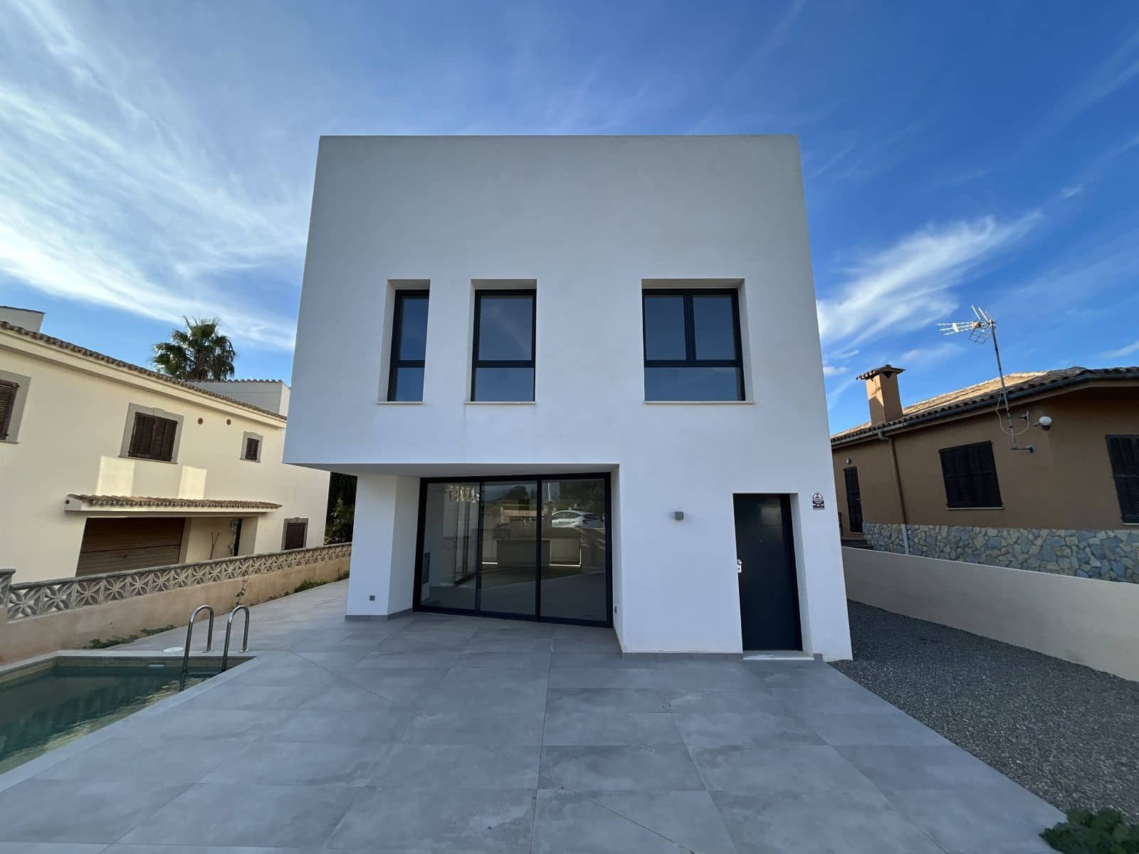 4 sypialnia Dom na sprzedaż w Son Serra de Marina z basenem garażem - 789 000 € (Ref: 9391208)