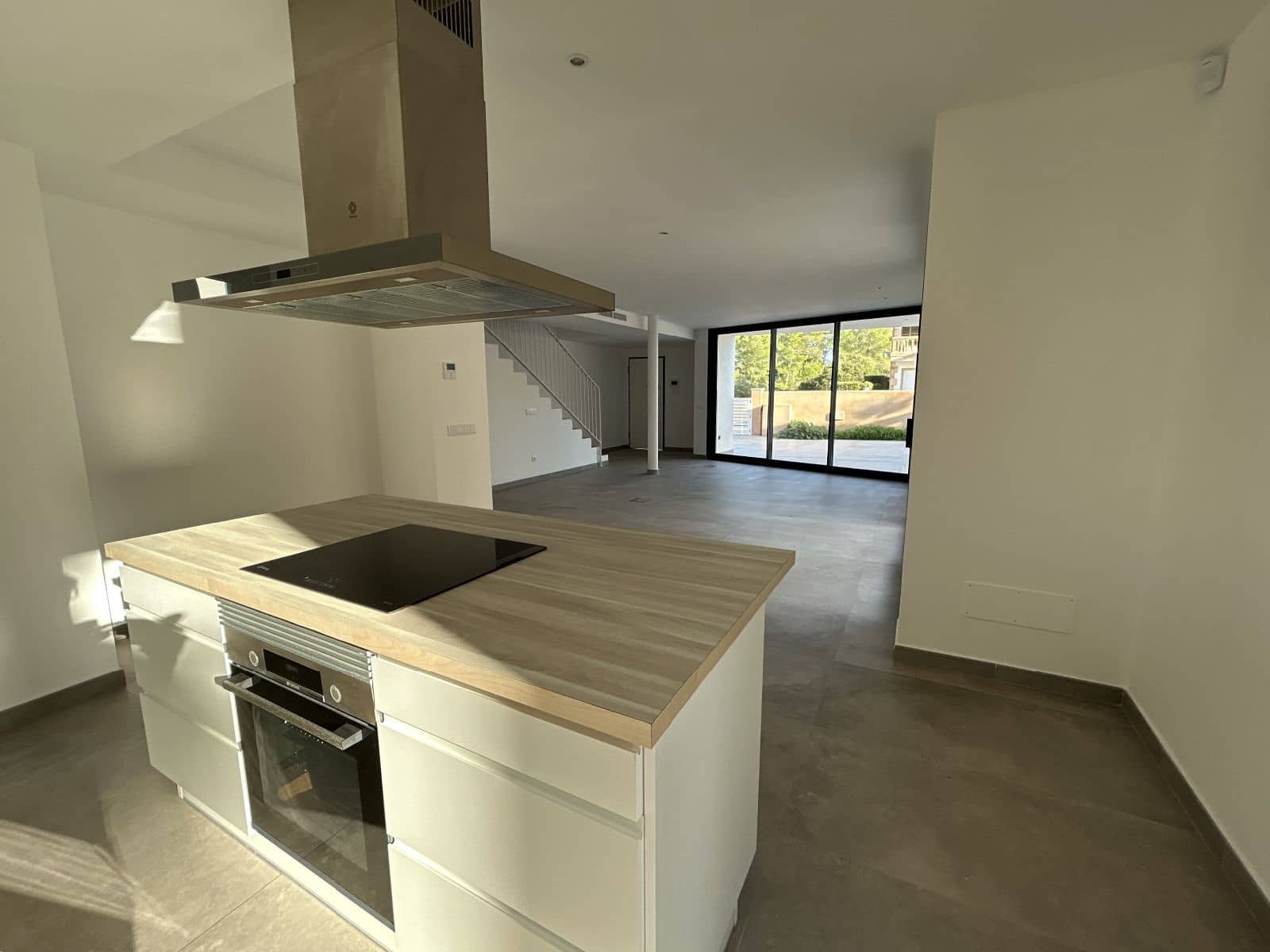 4 sypialnia Dom na sprzedaż w Son Serra de Marina z basenem garażem - 789 000 € (Ref: 9391208)