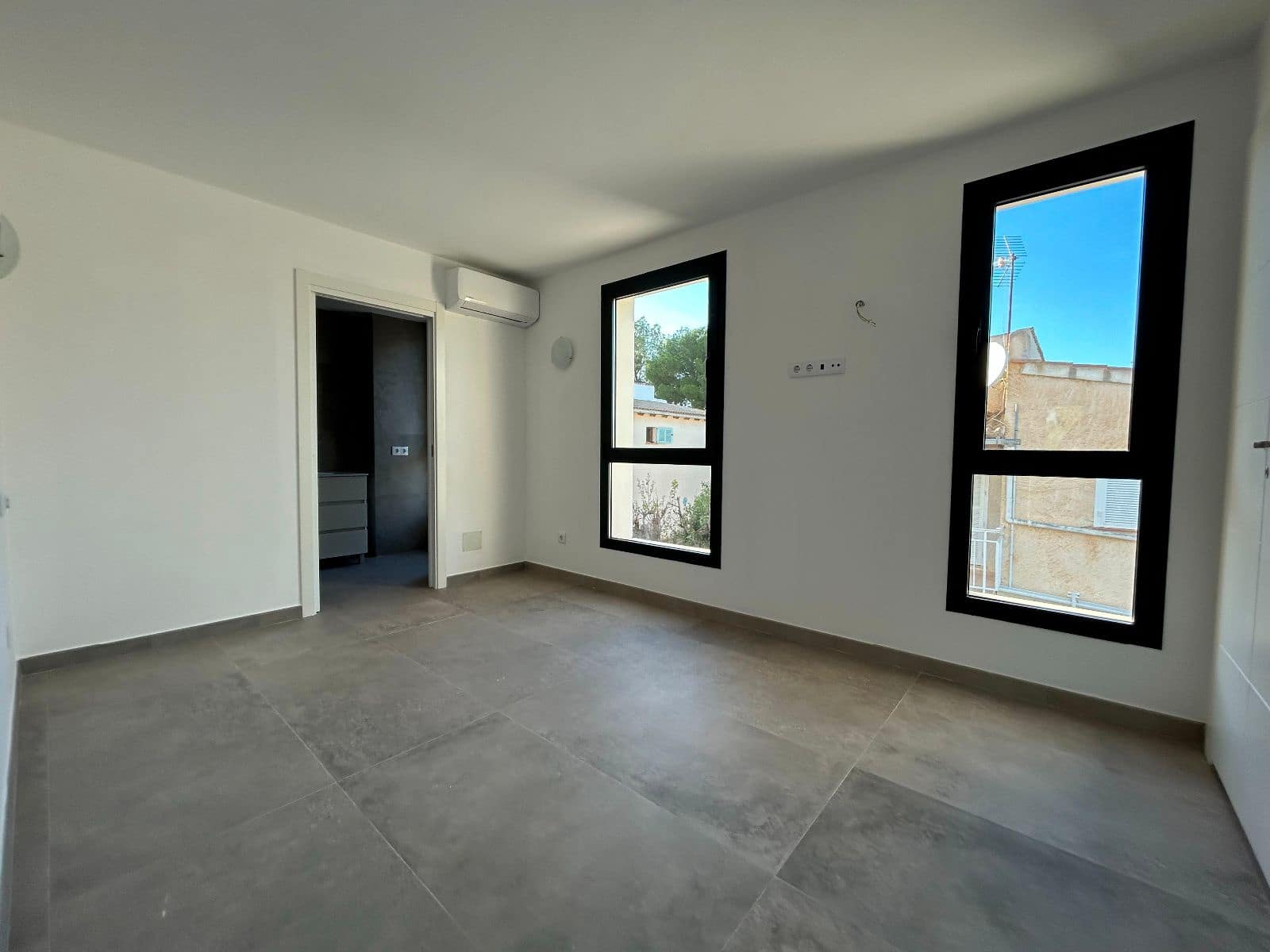 4 sypialnia Dom na sprzedaż w Son Serra de Marina z basenem garażem - 789 000 € (Ref: 9391208)