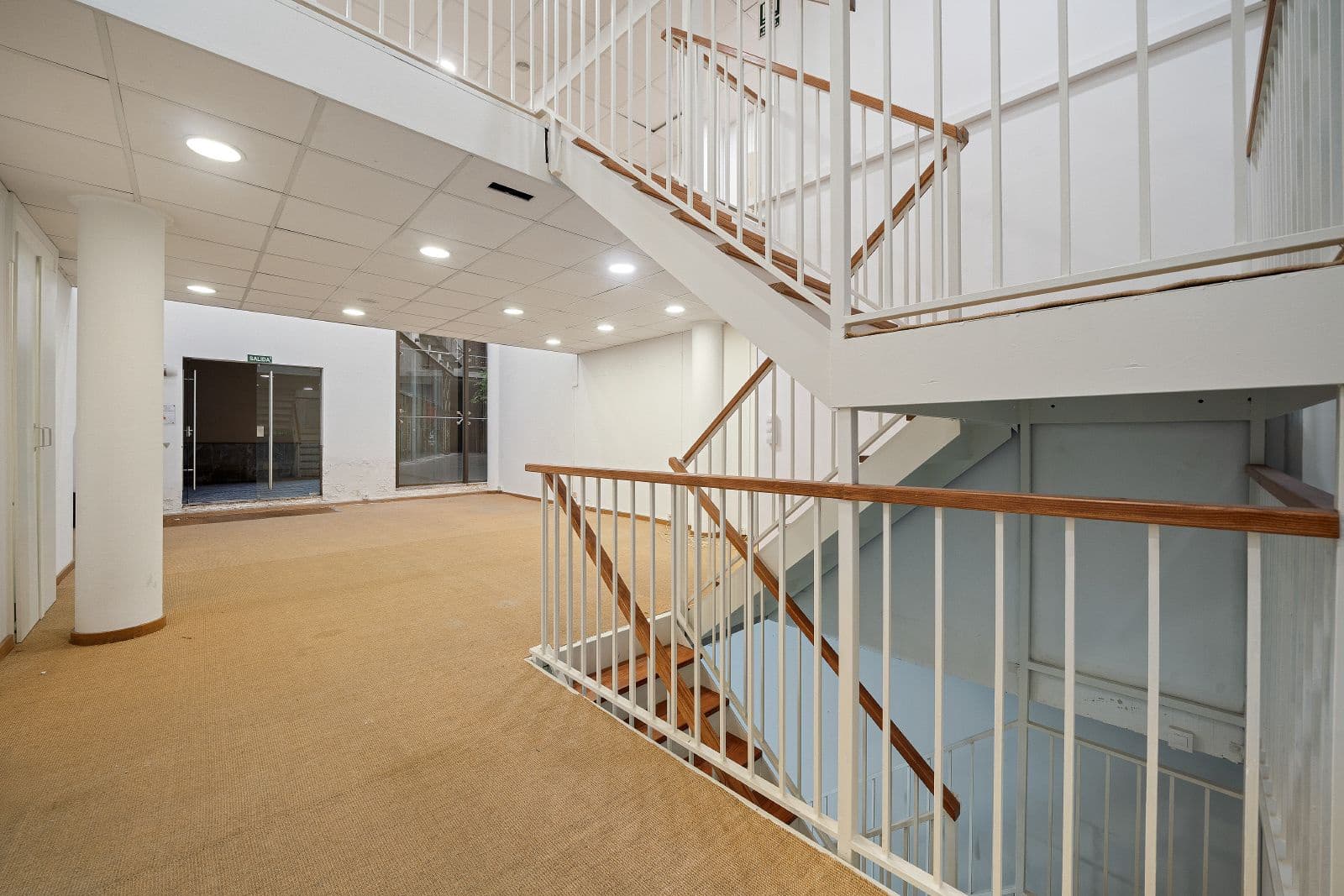 Kommersiell til leie i Palma de Mallorca med garasje - € 3 747 (Ref: 9396839)