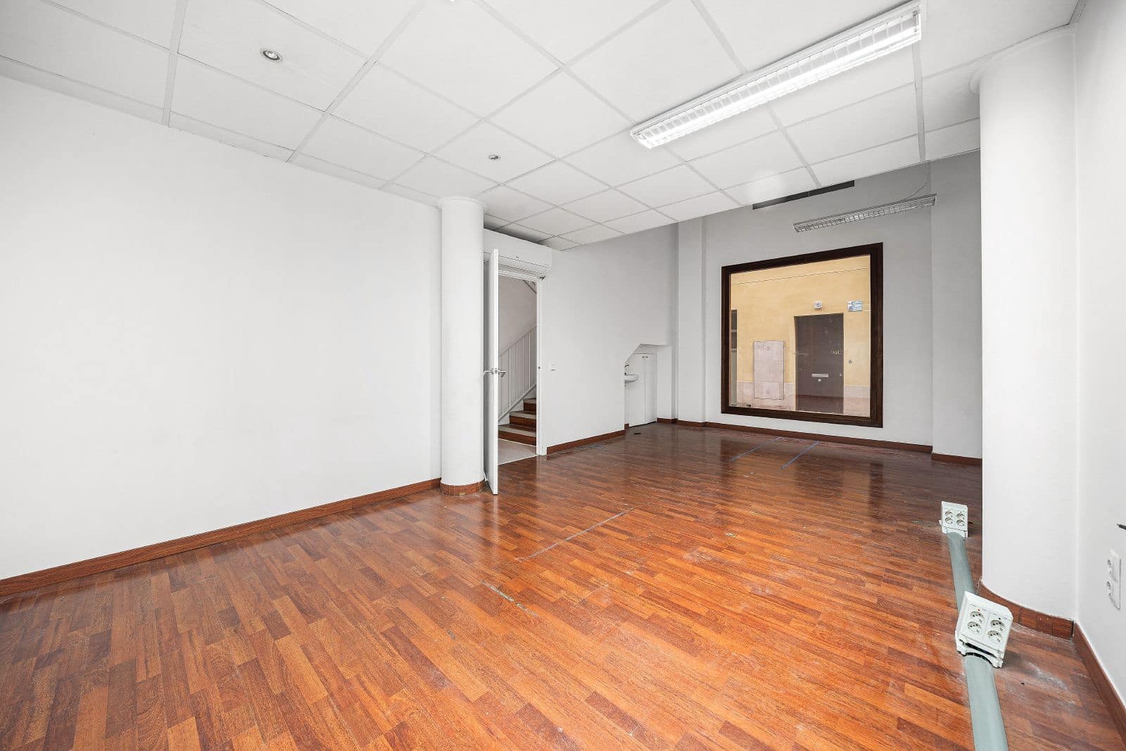 Komercyjne do wynajęcia w Palma de Mallorca z garażem - 2 627 € (Ref: 9396840)