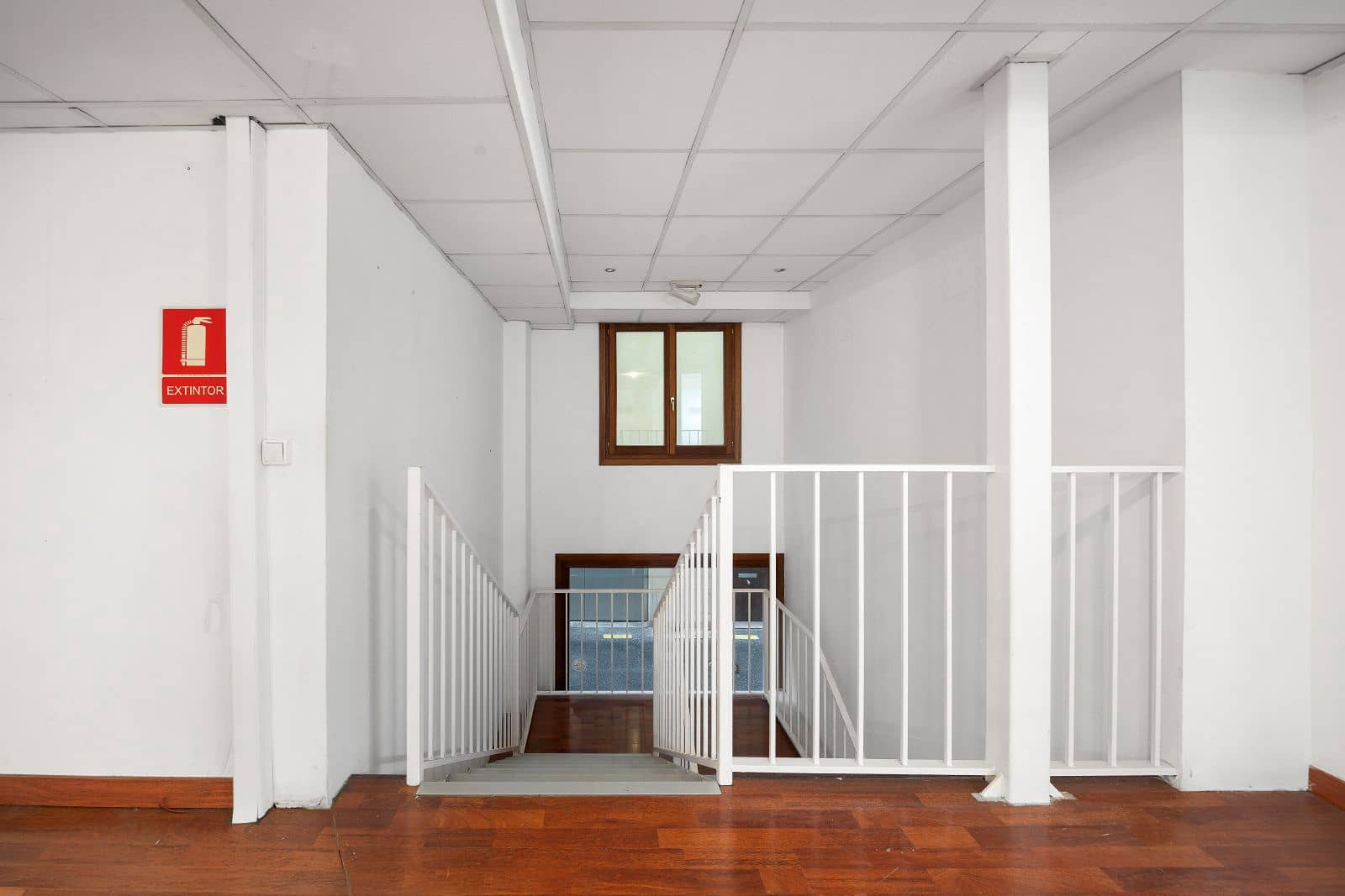 Komercyjne do wynajęcia w Palma de Mallorca z garażem - 2 627 € (Ref: 9396840)