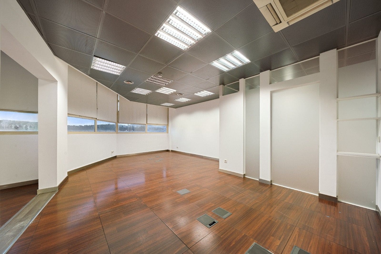 Gewerbe zu vermieten in Palma de Mallorca mit Garage - 4.523 € (Ref: 9396890)