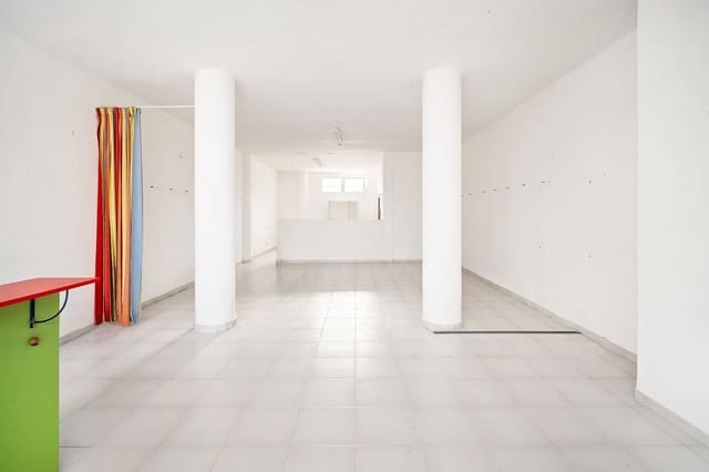 Commercial for sale in Port de Pollença, Pollensa / Pollença - € 195,000 (Ref: 9415110)