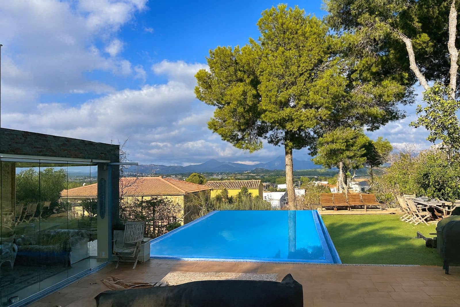 5 soveværelse Byhus til salg i El Toro / Port Adriano med swimmingpool garage - € 1.400.000 (Ref: 9436311)