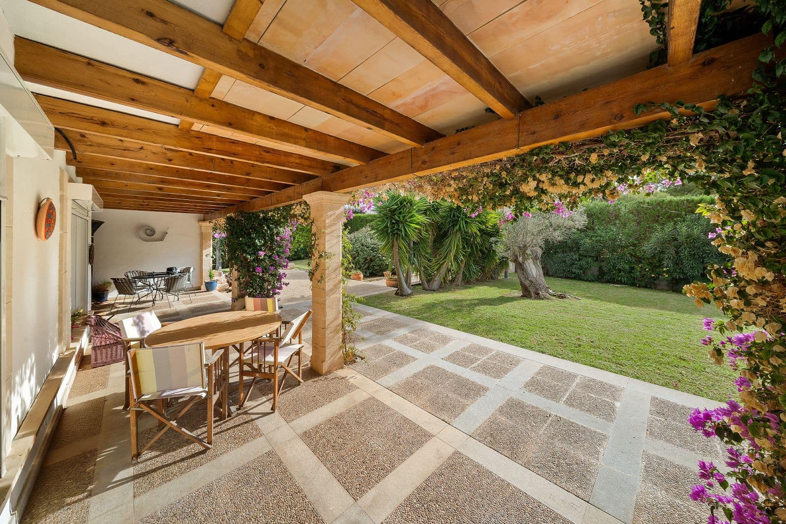 5 soveværelse Byhus til salg i Costa de los Pinos med swimmingpool garage - € 1.995.000 (Ref: 9447034)