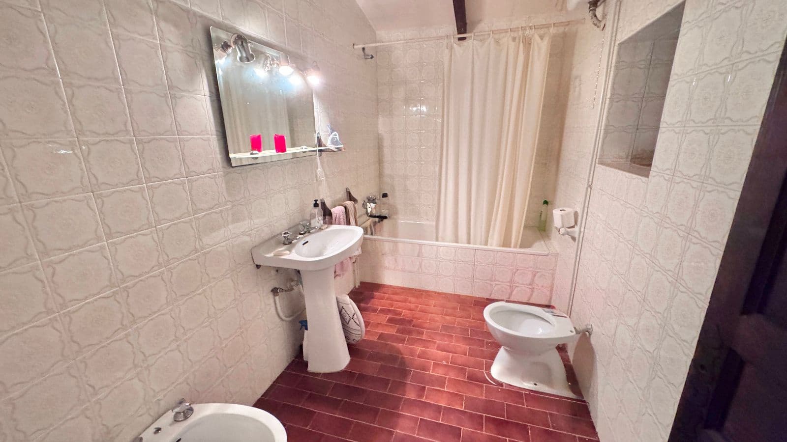 6 soveværelse Finca/Landehus til salg i Manacor med garage - € 2.200.000 (Ref: 9462807)