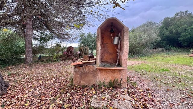 6 soveværelse Finca/Landehus til salg i Manacor med garage - € 2.200.000 (Ref: 9462807)