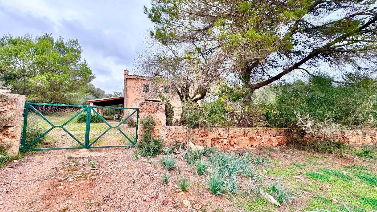 6 soveværelse Finca/Landehus til salg i Manacor med garage - € 2.200.000 (Ref: 9462807)