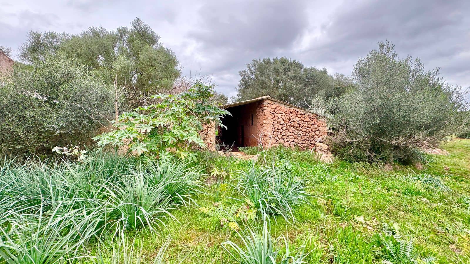 6 soveværelse Finca/Landehus til salg i Manacor med garage - € 2.200.000 (Ref: 9462807)