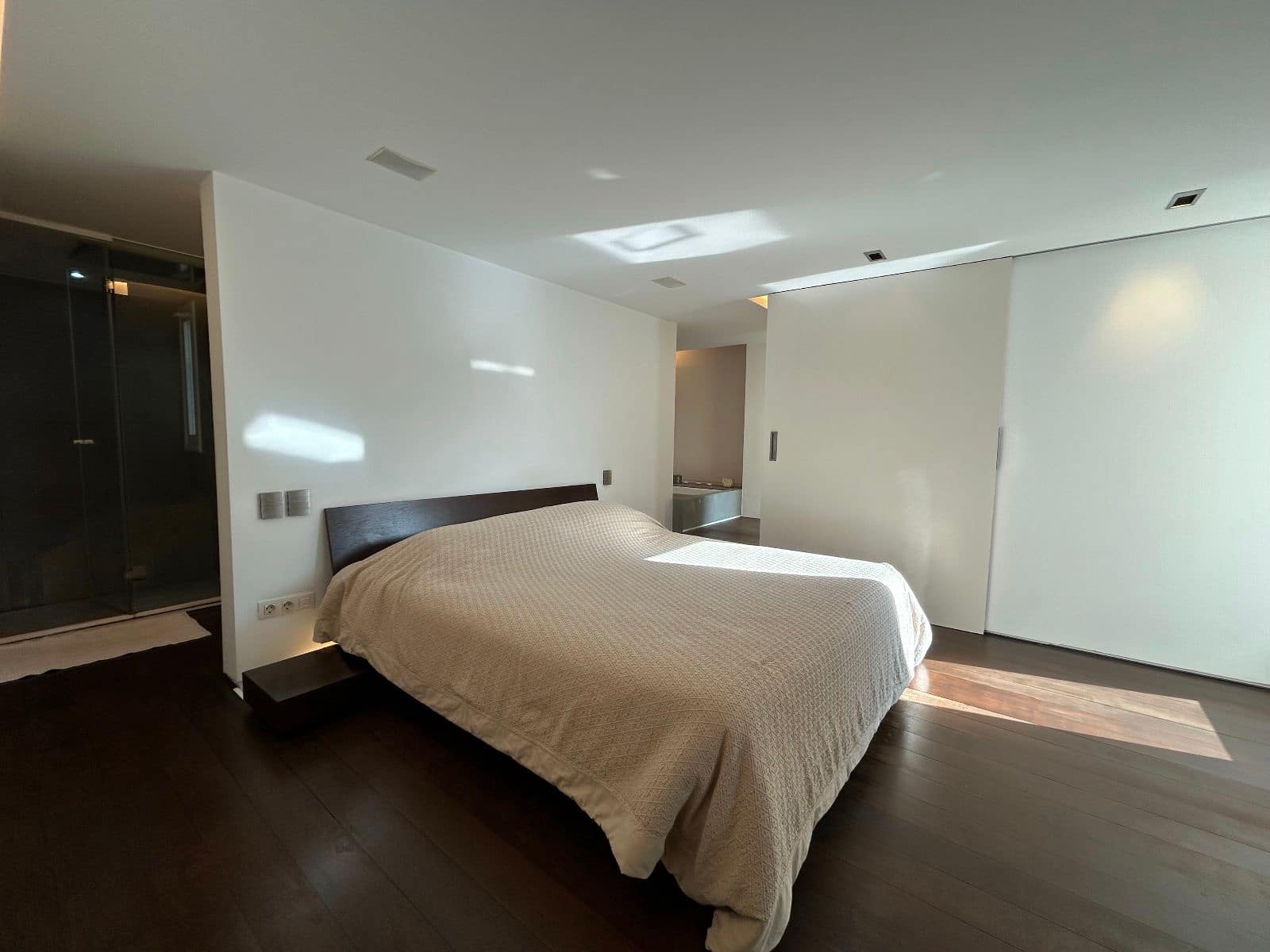 2 makuuhuone Asunto myytävänä paikassa Cas Catala mukana uima-altaan 
autotalli - 1 390 000 € (Ref: 9467628)