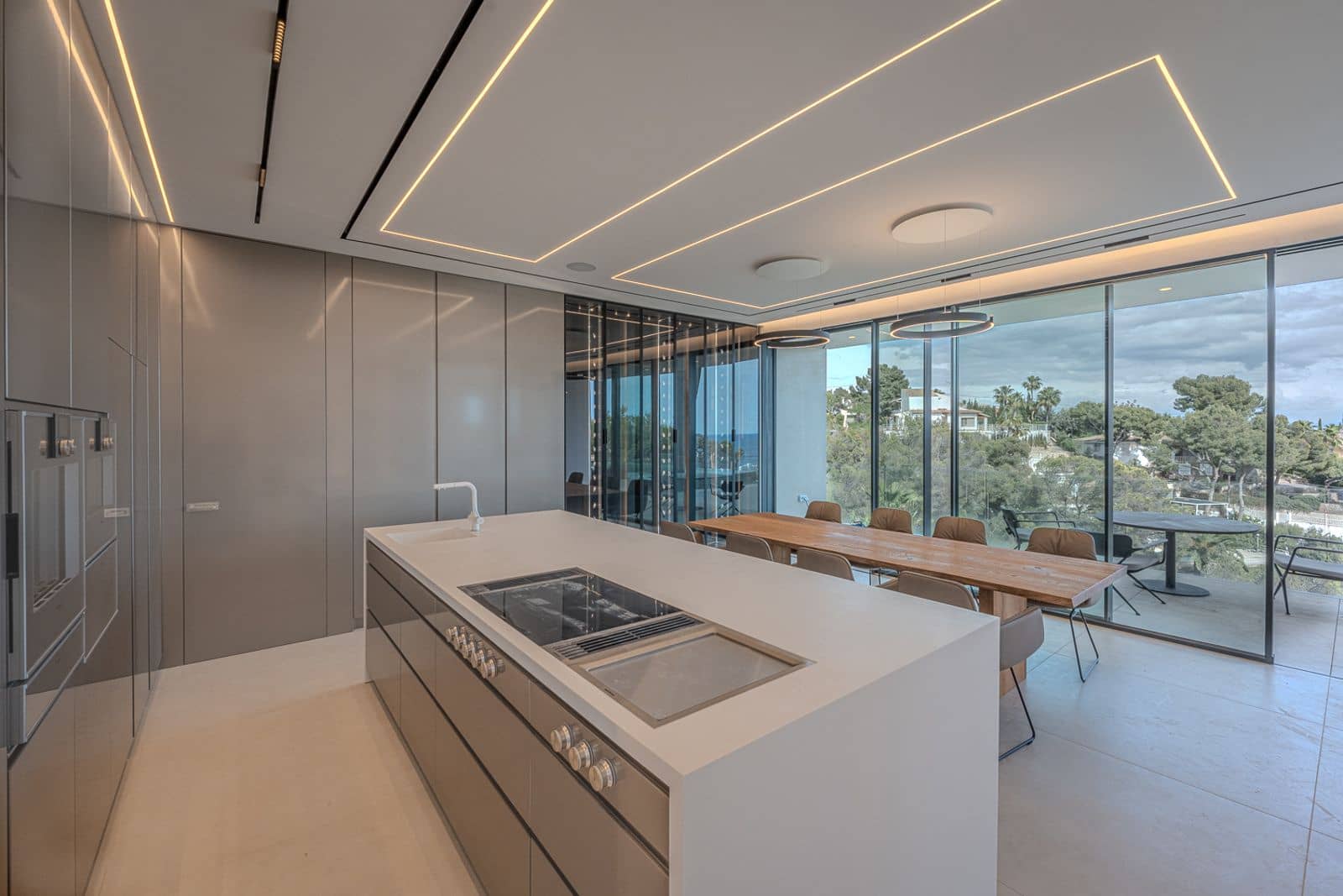 5 quarto Casa em Banda para venda em Costa d'en Blanes com piscina garagem - 8 590 000 € (Ref: 9471273)