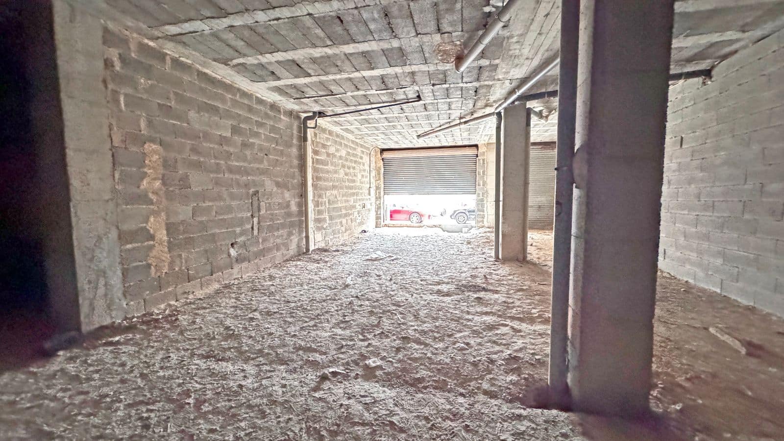 Commercial for sale in Palma de Mallorca - € 245,000 (Ref: 9487146)