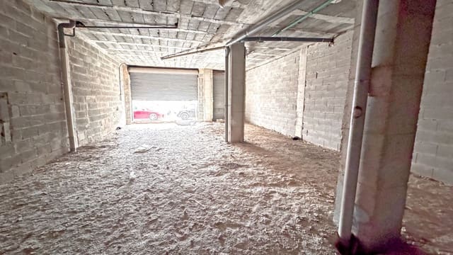 Kommersiell til salgs i El Viver, Palma de Mallorca - € 245 000 (Ref: 9487146)