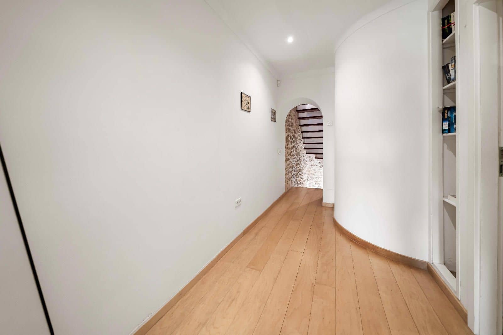 4 bedroom Townhouse for sale in Alcudia - € 550,000 (Ref: 9523096)