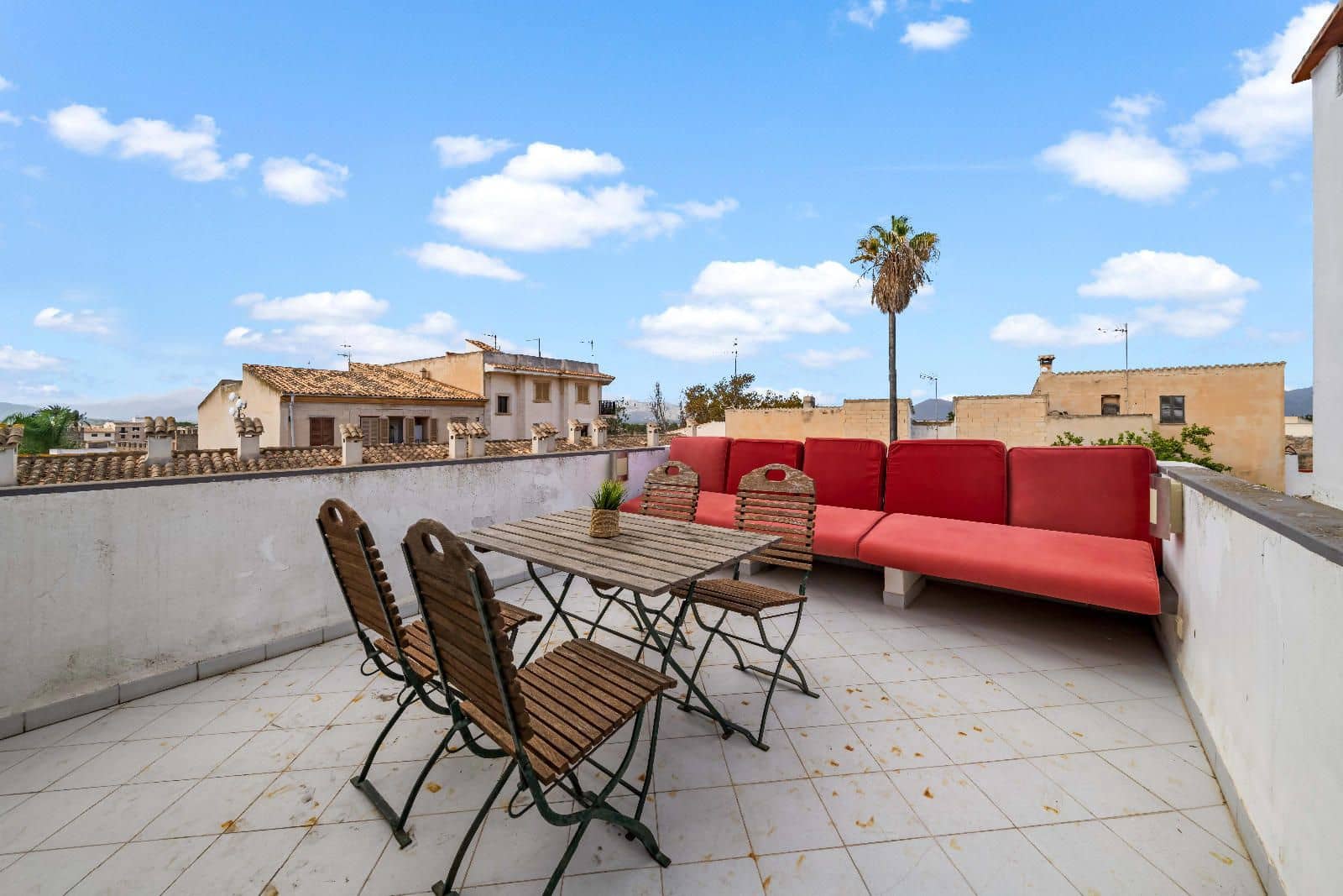 4 bedroom Townhouse for sale in Alcudia - € 550,000 (Ref: 9523096)