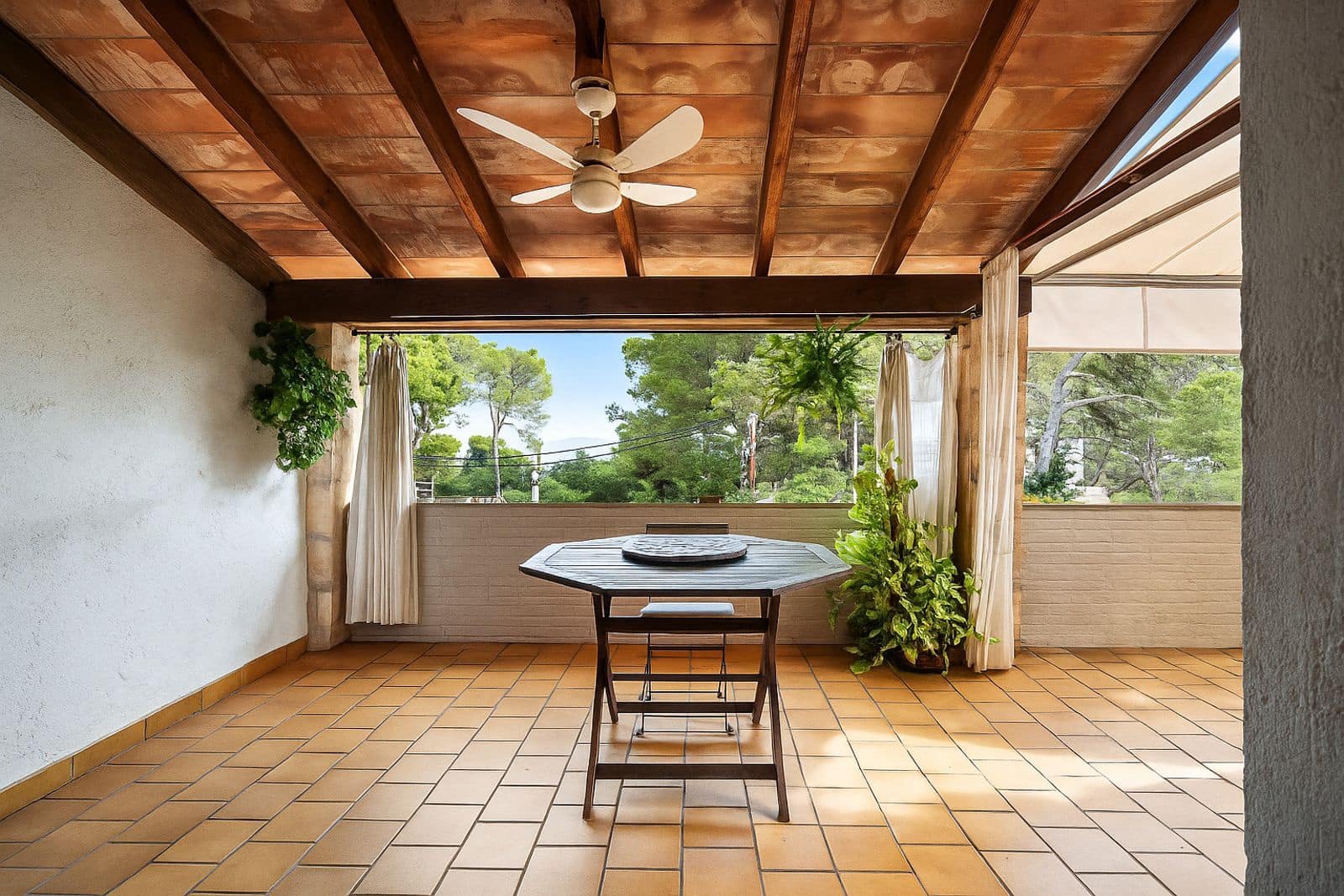 3 bedroom Flat for sale in Alcudia with garage - € 460,000 (Ref: 9523099)