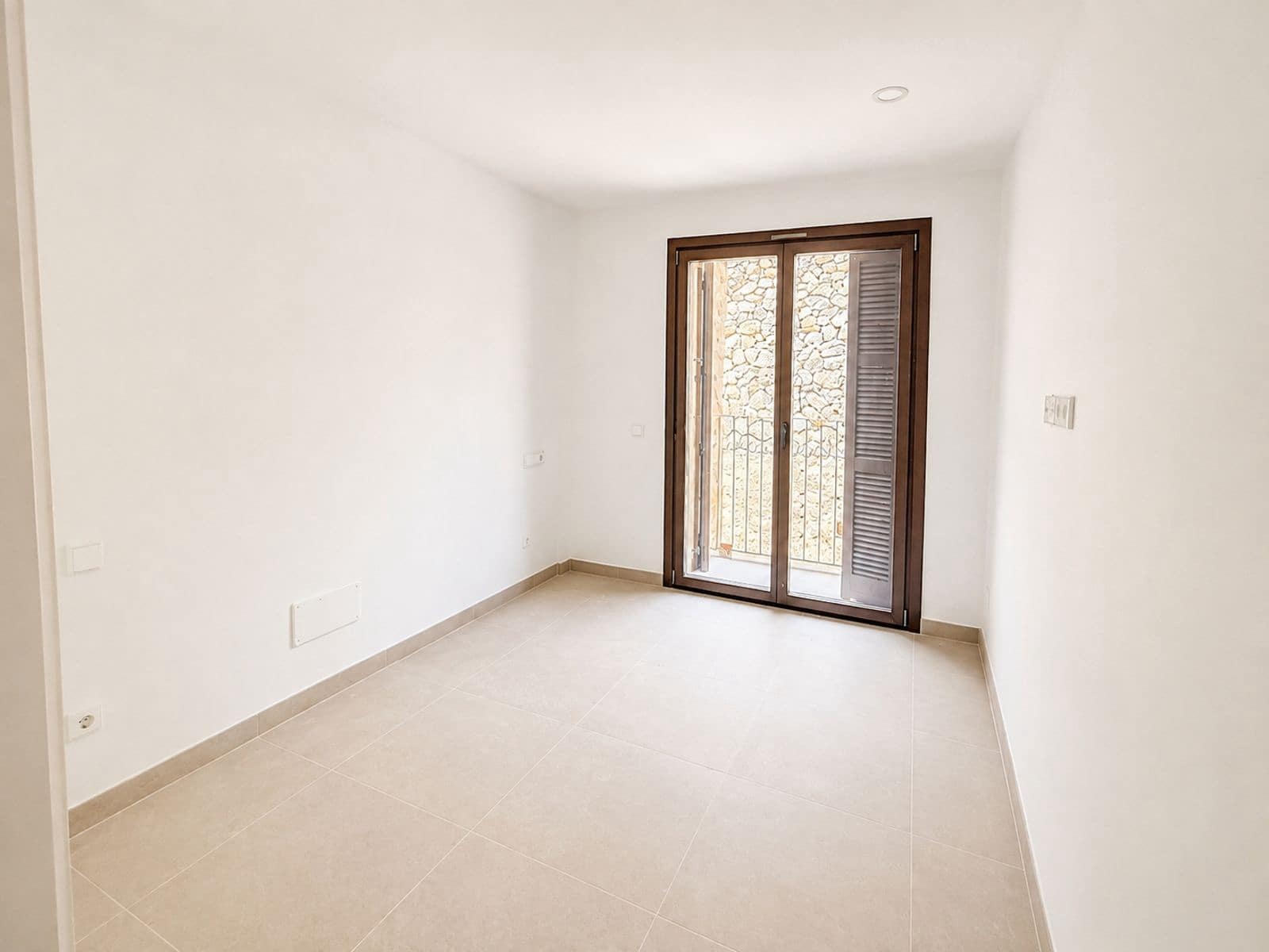 2 bedroom Flat for sale in Bunyola with pool - € 550,000 (Ref: 9523100)