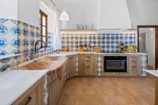 5 bedroom Finca/Country House for sale in Campanet with pool garage - € 7,500,000 (Ref: 9523105)