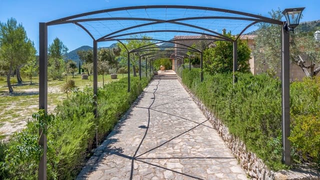 5 bedroom Finca/Country House for sale in Campanet with pool garage - € 7,500,000 (Ref: 9523105)