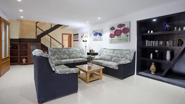 4 soverom Finca/Herregård til salgs i Port de Pollença, Pollensa / Pollença med svømmebasseng - € 900 000 (Ref: 9523107)