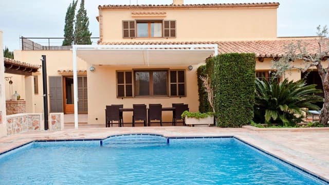 4 soverom Finca/Herregård til salgs i Port de Pollença, Pollensa / Pollença med svømmebasseng - € 900 000 (Ref: 9523107)