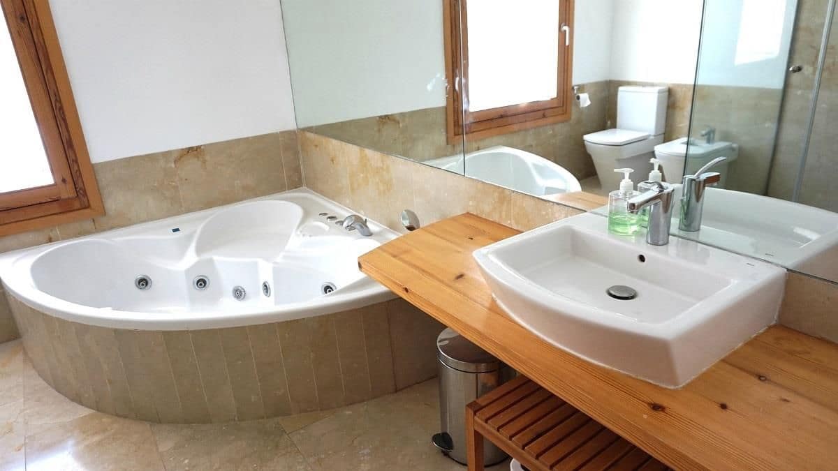 4 slaapkamer Finca/Landhuis te koop in Pollensa / Pollenca met zwembad - € 2.800.000 (Ref: 9523111)