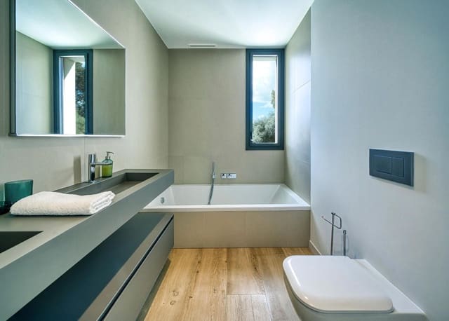 3 quarto Casa em Banda para venda em Sa Pobla com piscina garagem - 1 050 000 € (Ref: 9523117)