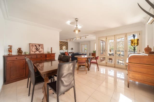 4 soveværelse Lejlighed til salg i Puerto de Alcudia, Alcúdia - € 395.000 (Ref: 9523118)