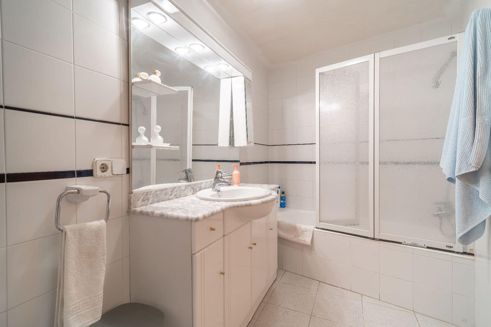 3 bedroom Flat for sale in Pollensa / Pollenca - € 530,000 (Ref: 9523119)