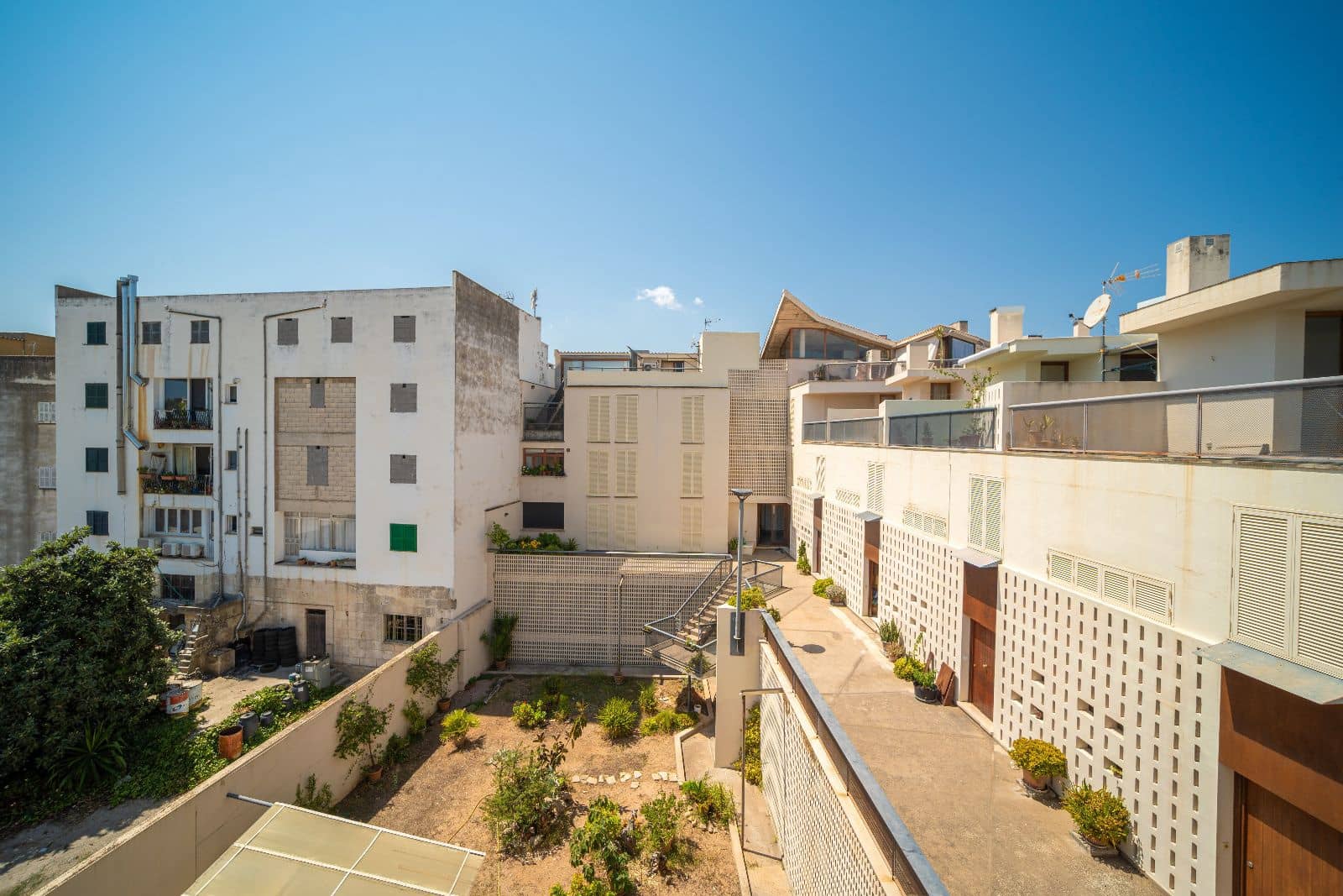 3 bedroom Flat for sale in Pollensa / Pollenca - € 530,000 (Ref: 9523119)