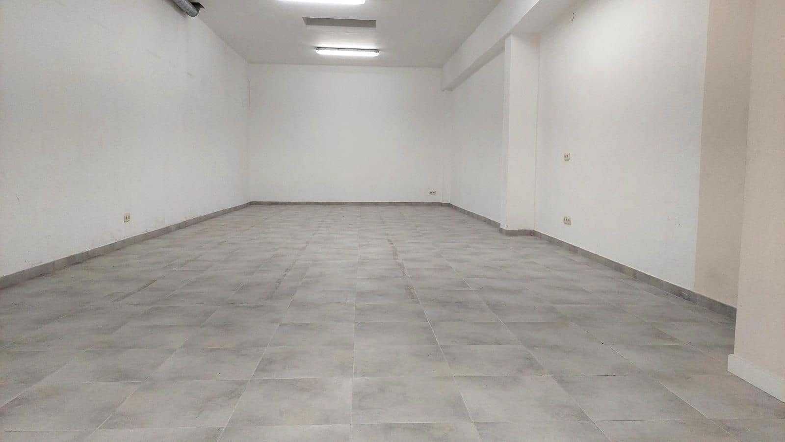 Erhverv til salg i Palma de Mallorca - € 267.000 (Ref: 9523121)