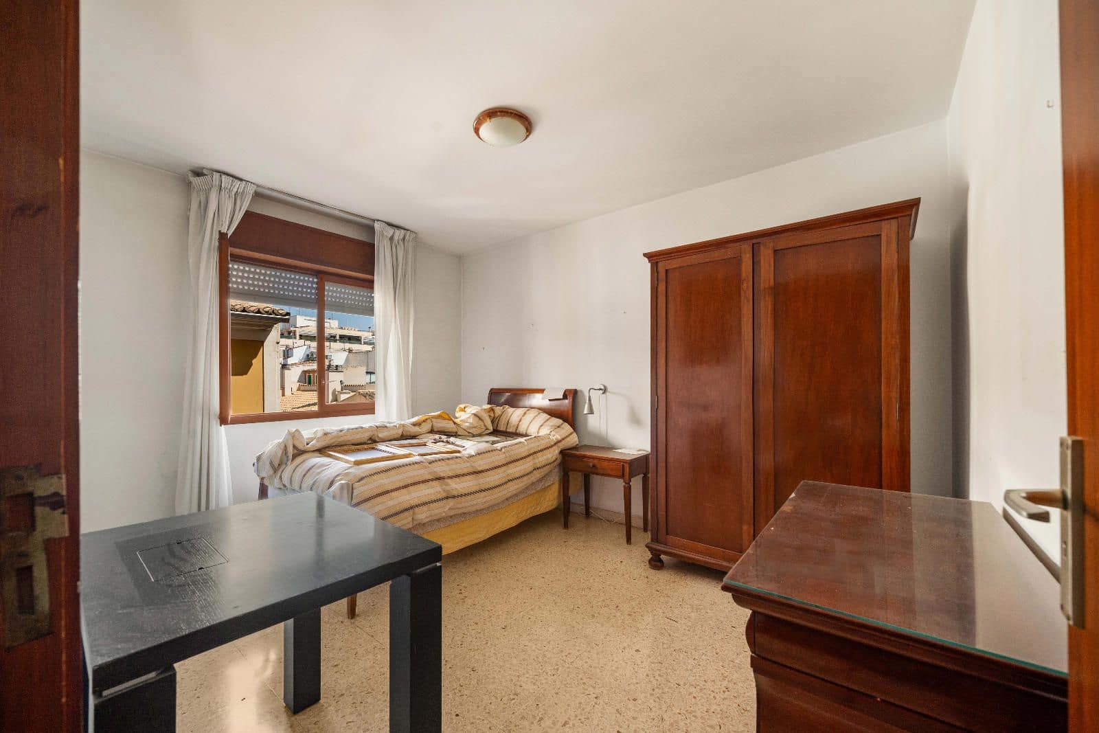 4 bedroom Flat for sale in Palma de Mallorca with garage - € 750,000 (Ref: 9523123)