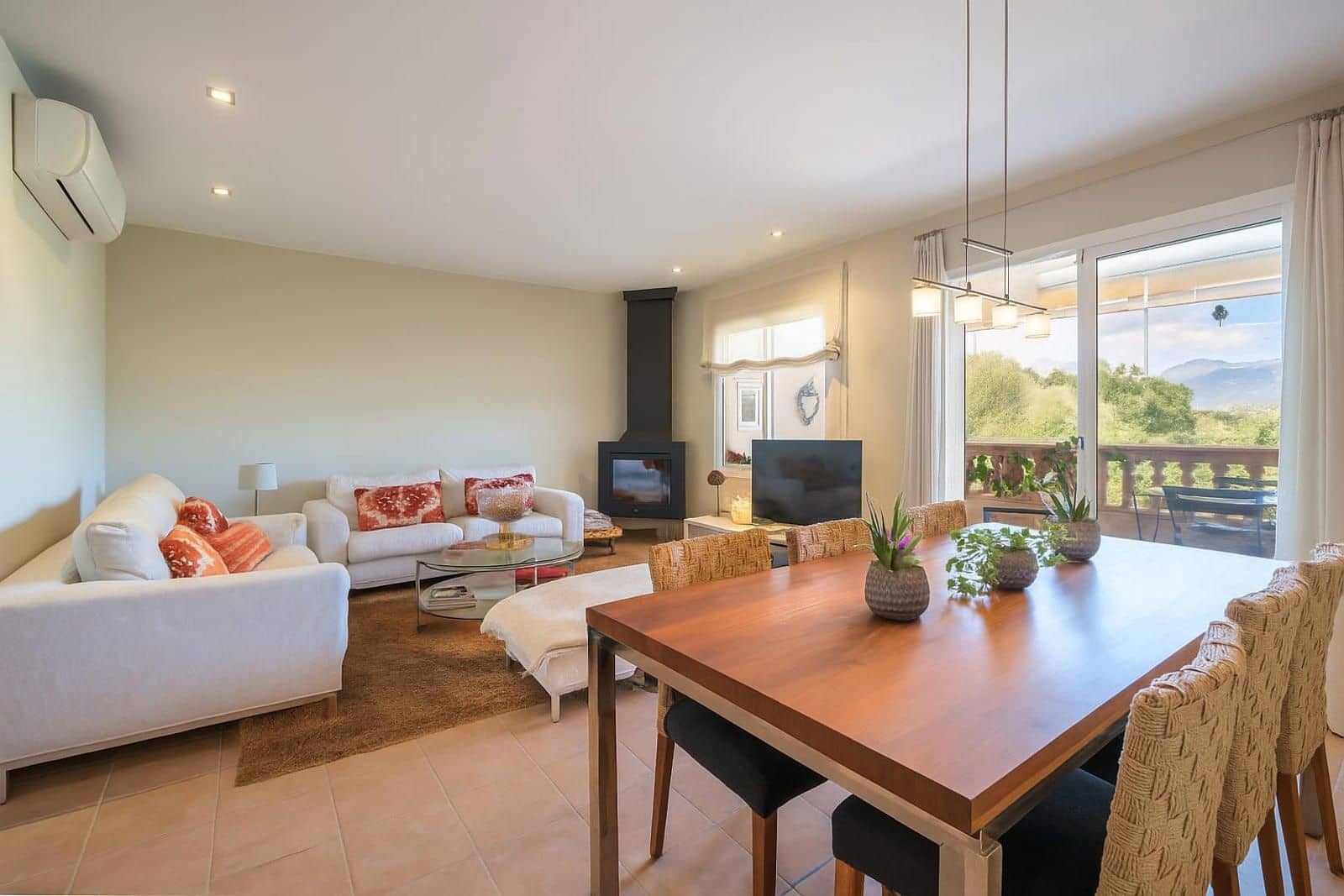 3 soverom Hus til salgs i Buger med garasje - € 539 000 (Ref: 9523127)