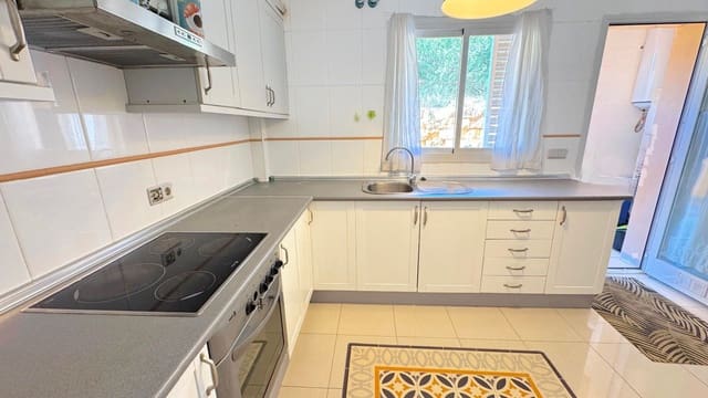 3 slaapkamer Flat te koop in Port de Pollença, Pollensa / Pollença met zwembad garage - € 595.000 (Ref: 9523133)