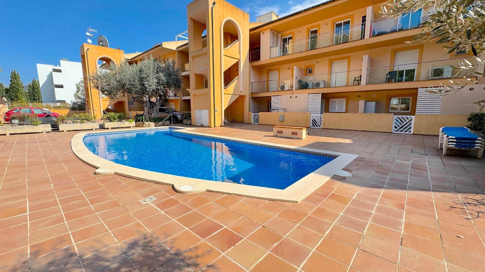 3 slaapkamer Flat te koop in Pollensa / Pollenca met zwembad garage - € 595.000 (Ref: 9523133)